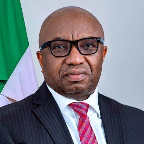 Dr Vincent Olatunji